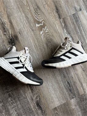 adidas | Kids Black and White Sneakers